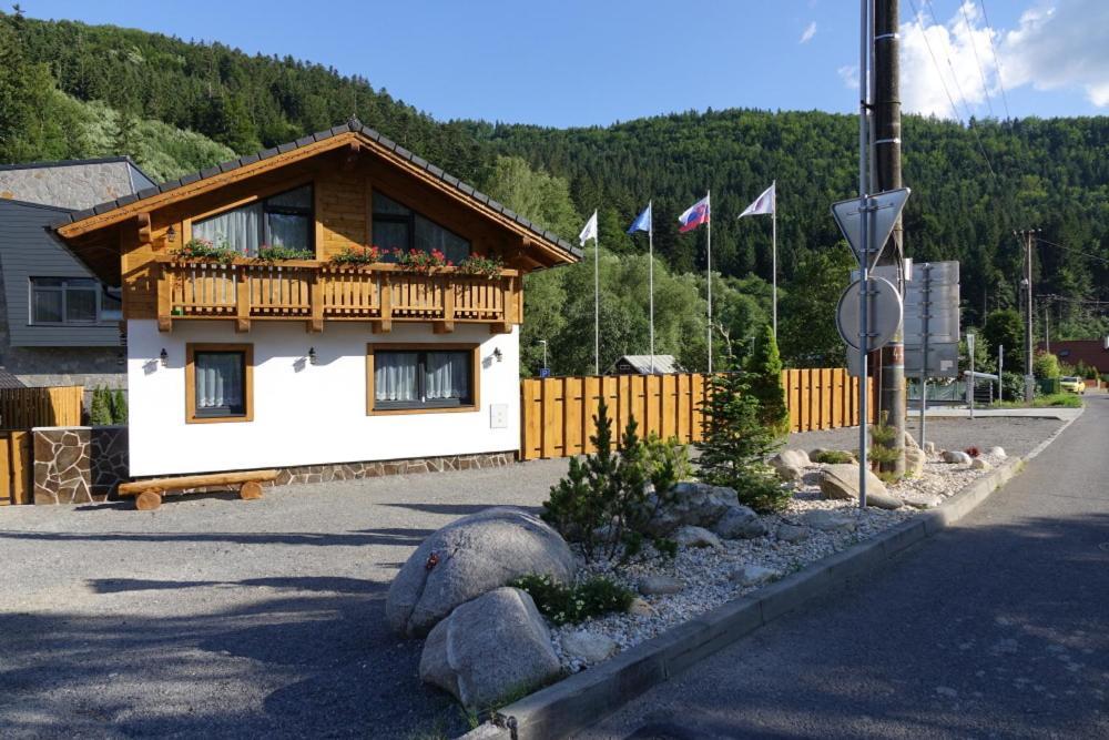 Chata Dumbier Sebesér Kültér fotó